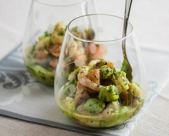 Svečane salate u žurbi: Salata od kozica, avokada i grejpa