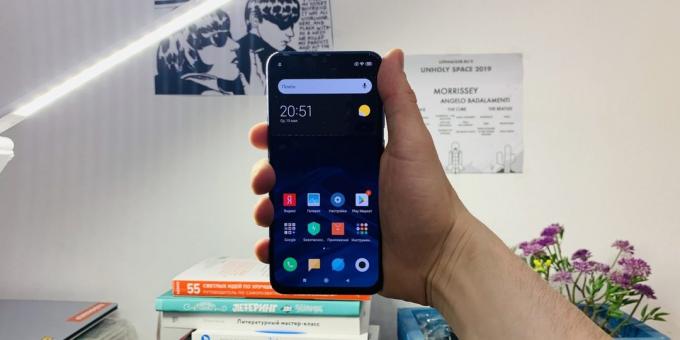 Xiaomi Mi 9 SE: U ruci
