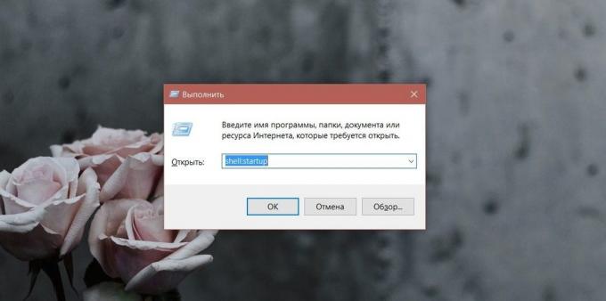Da Skype UWP program smanjen na traci, upišite naredbu ljuske: pokretanje i pritisnite Enter