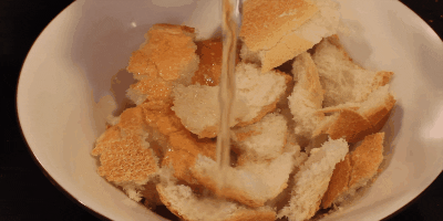 Gazpacho: Potopiti kruh