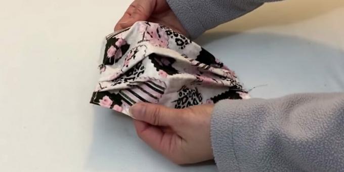 Kako šivati ​​medicinsku masku vlastitim rukama: šivati ​​rubove dijela