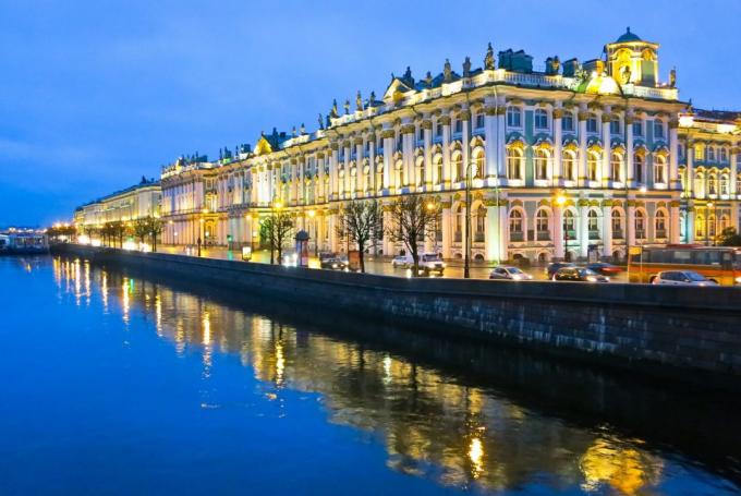 St. Petersburg - glavni grad Petra I. i njegova carstva