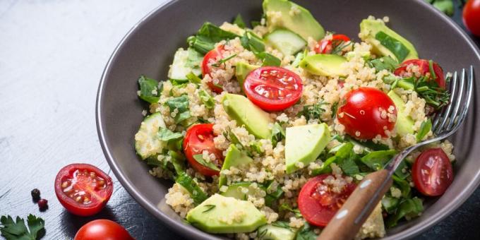 Salata s kvinojom i avokadom