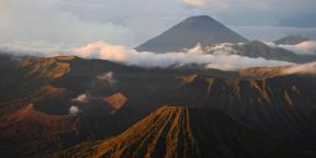 Što se i glasi: ep roman „ljepota - planina” od ljubavi, uskrsnuće mrtvih i povijest Indonezije