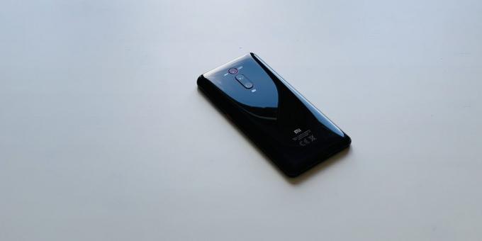 Xiaomi Mi 9T Pro: stražnja ploča