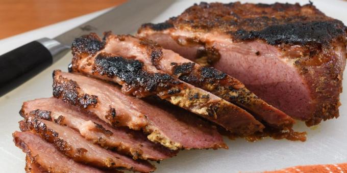 Kako kuhati meso u pećnici: govedina sa senfom u foliji