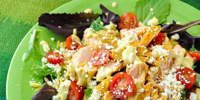 Salata od crvenog ribom, rižom i feta