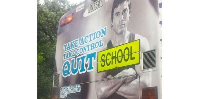 Natpis na školski autobus