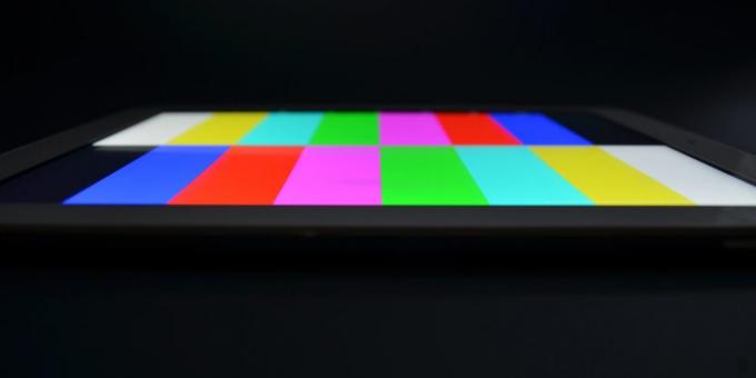 Teclast X98 Plus II: Zaslon u boji