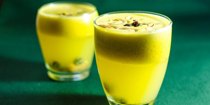 Svježi sokovi Recepti: svježi sok od naranče i ananasa s đumbirom