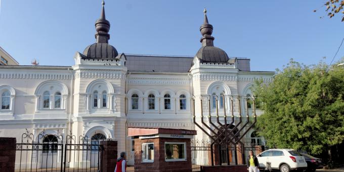 Znamenitosti Nižnjeg Novgoroda: sinagoga