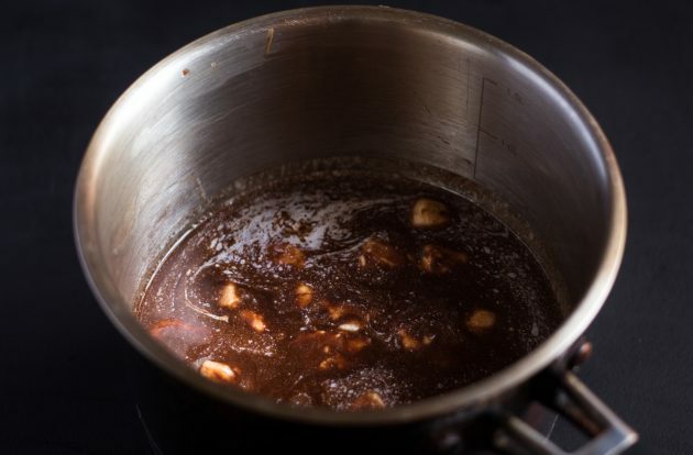 recept za čokoladni brownie: rastopiti čokoladu i maslac