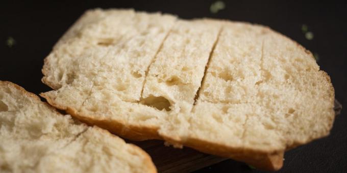 Češnjak tost kruh