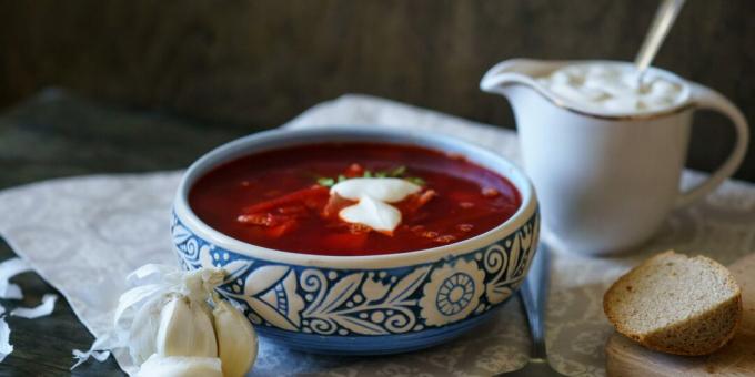 Borsch s govedinom i paprikom