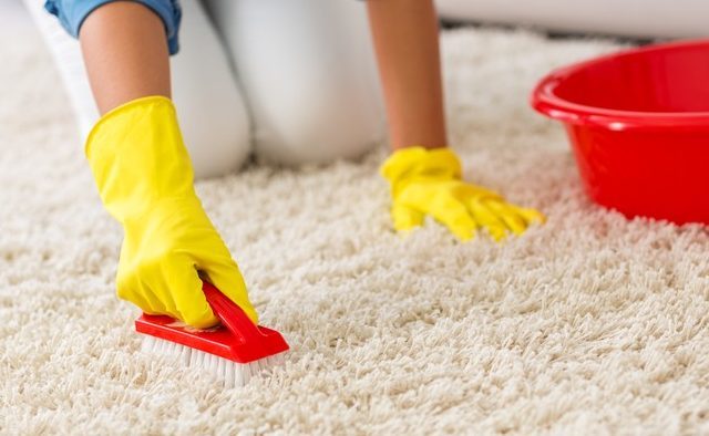 Kako očistiti tepih sa octom