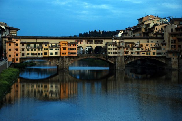 lijepe mostovi: Ponte Vecchio, Italija