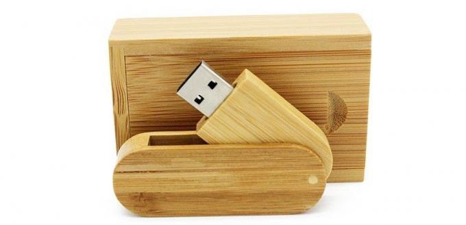 drveni USB flash pogon