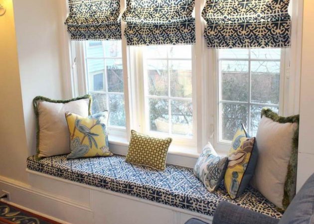 Mala spavaća soba: koristite prozor prag