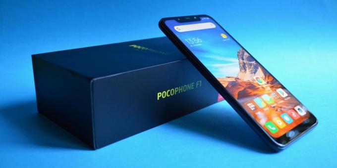 pregled Xiaomi Pocophone F1: Box