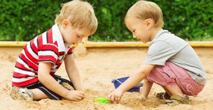 Komunikacija s djetetom: pijesak terapija