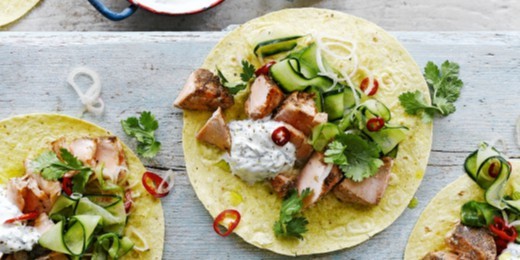 Što kuhati za večeru: tacos s lososom i začinima