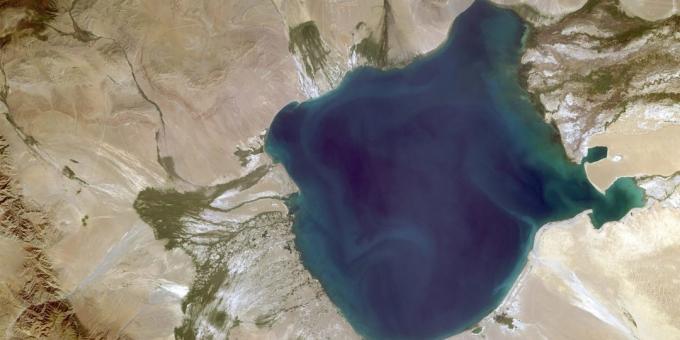 Razgledavanje Rusija: jezero Uvs Nuur (Tuva)