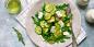 Salata s dresingom od tikvica, rukole, fete i limuna