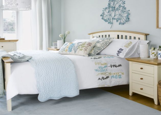 Mala spavaća soba: zidna boja