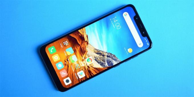 pregled Xiaomi Pocophone F1: Prednja strana