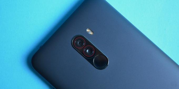 pregled Xiaomi Pocophone F1: fotoaparat