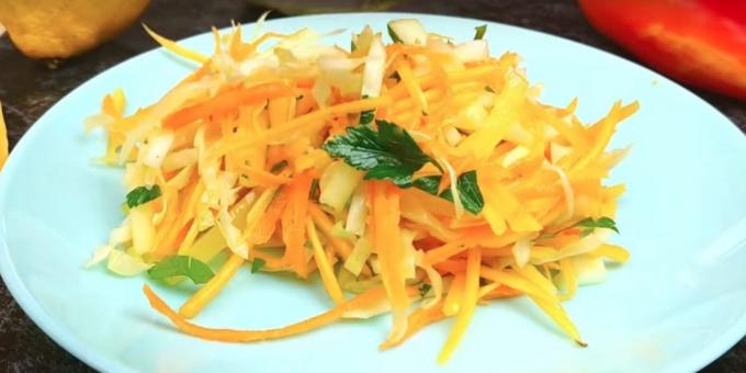Kako pripremiti salatu s bundeve, kupus, mrkva, paprike i jabuke