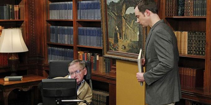 Stephen Hawking, autor knjige „Kratka povijest vremena”, na setu serije „The Big Bang Theory” 