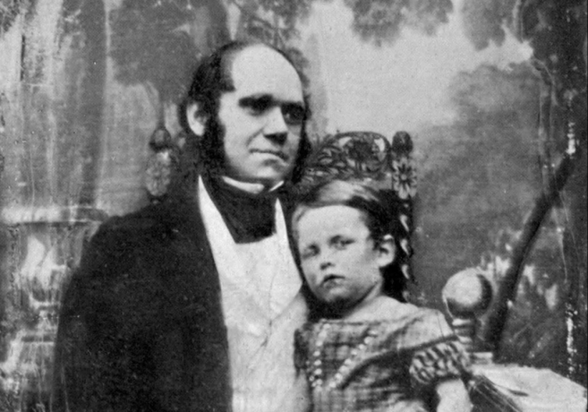Charles Darwin i njegov sin